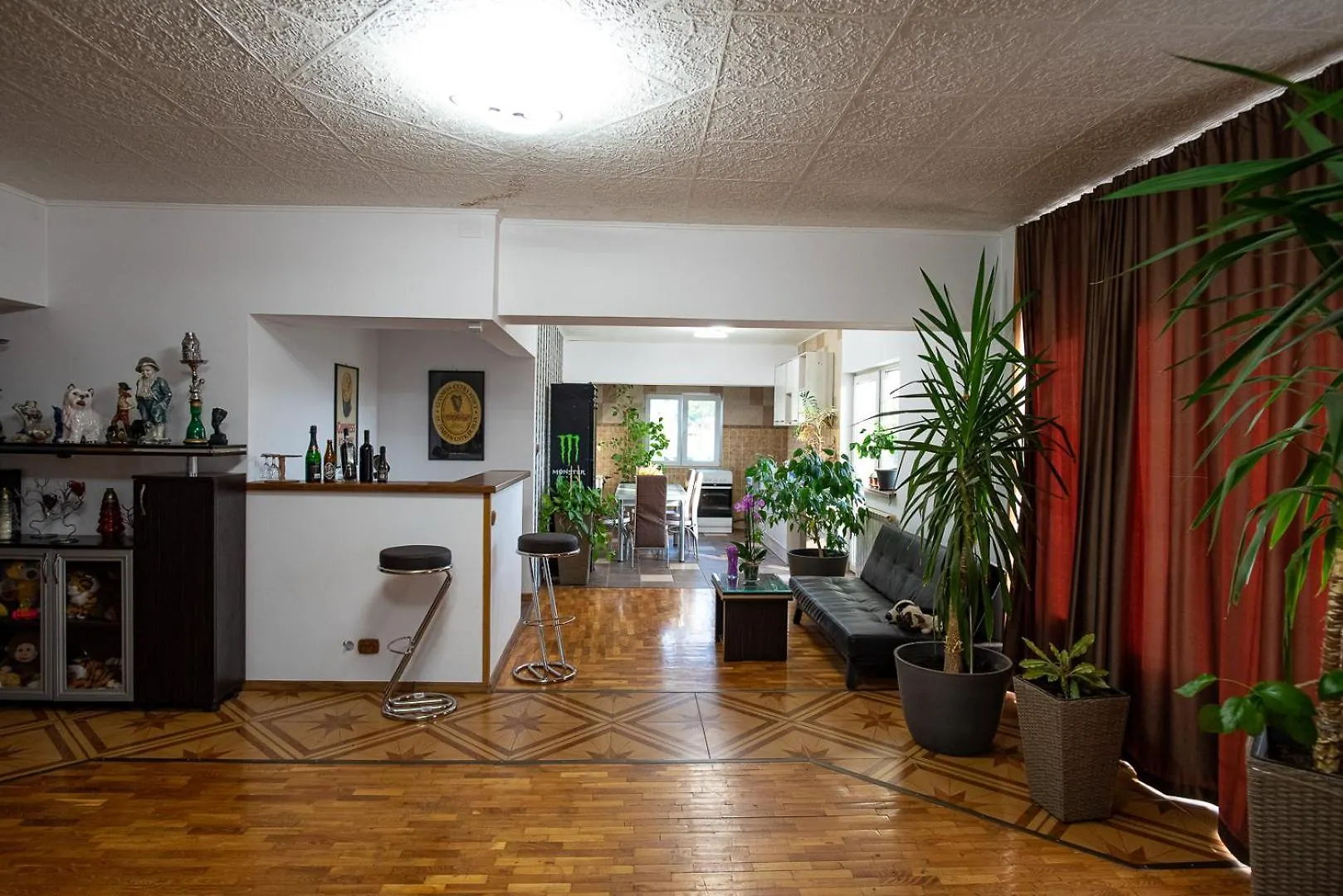 5 Bedrooms Luxury Apartment Villa Bucureşti 0*,